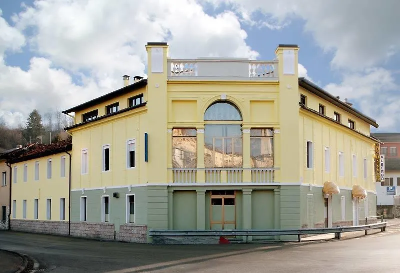 Al Ponte Della Vittoria Hotel Belluno Italy
